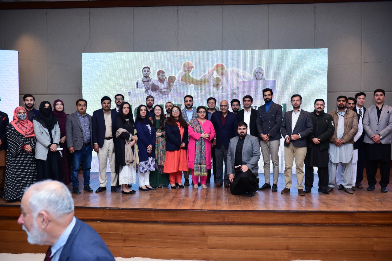 Prime Minister’s Youth Programme in collaboration with MilKar Pakistan held Flood Heroes Awards at Prime Minister’s Office.